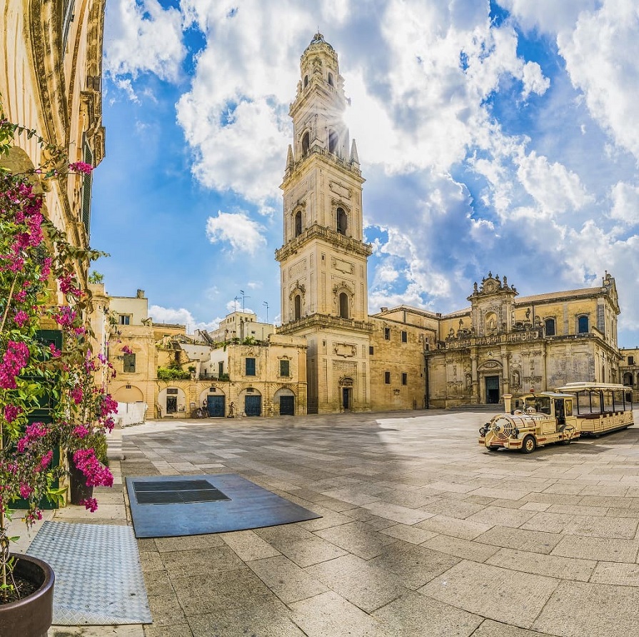 Traumhafte Nachbarstädte bei Parabita